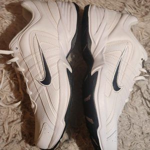 NWOT trainers brand new never worn Nike T lite VIII 8 white black mens size 8